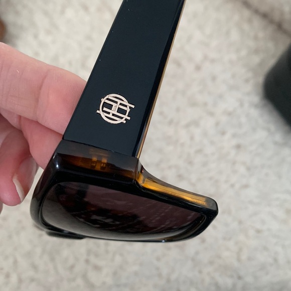 House of Harlow sunglasses - Picture 4 of 12